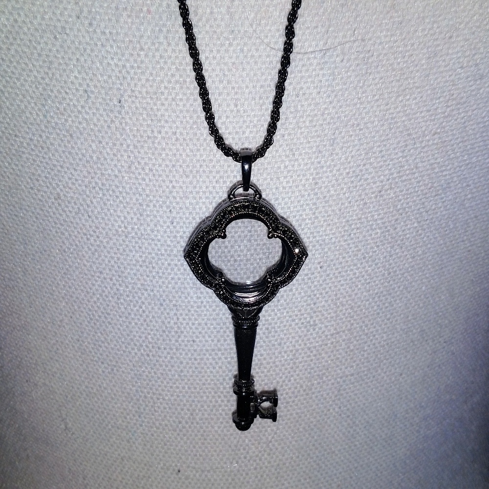 Origami Owl Gunmetal Convertible Vintage Key